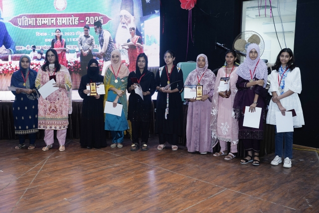 Program Photo 147